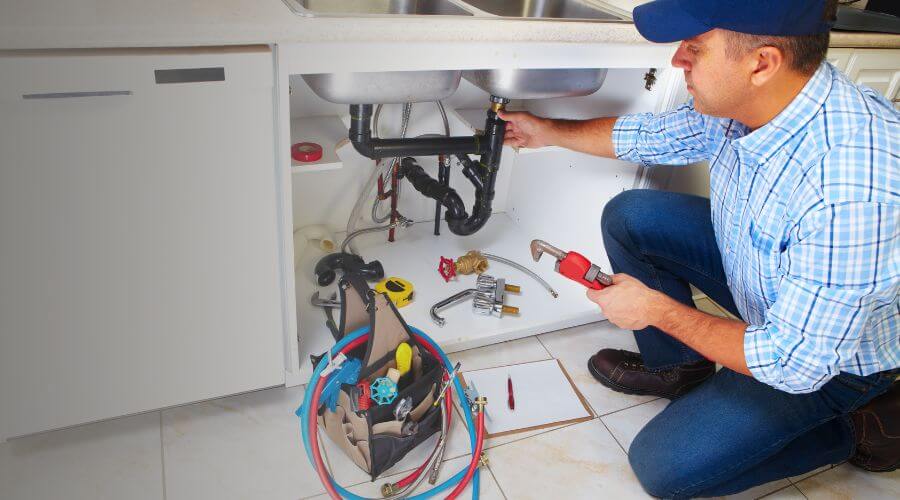 Local expert plumbing services in Marianna, FL